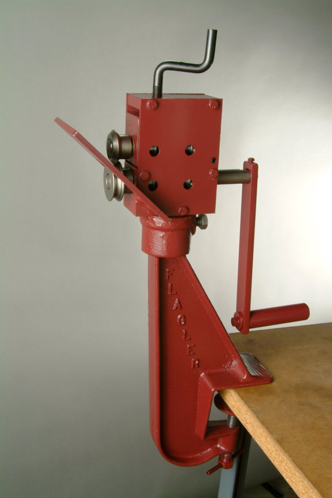 [1064] EASY EDGER, FLAGLER, 20 GA. MAX. FLANGER, WITH STAND **NEW**